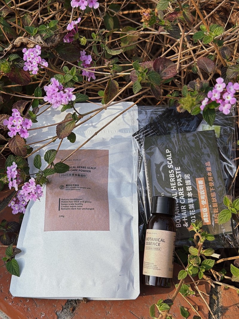 女人知己試用大隊,口碑行銷,部落客行銷,Flora Floral花葉草本養護泥,頭皮養護,頭皮護理,頭皮清潔,植萃染髮,中草藥,草本植萃,頭皮去角質,頭皮調理,花葉頭皮養護,201花葉草本養護泥,203花葉頭皮養護泥矯色版,頭皮養護專家
